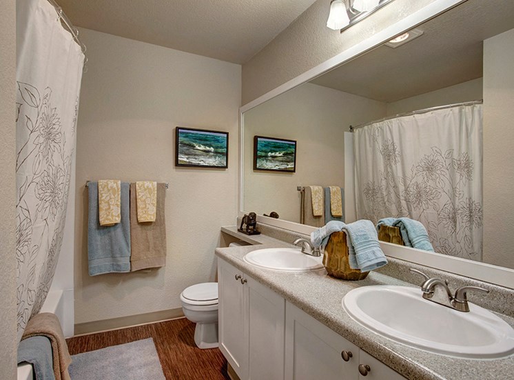 Model Bathroom| Apartments For Rent In Mukilteo WA | On The Green
